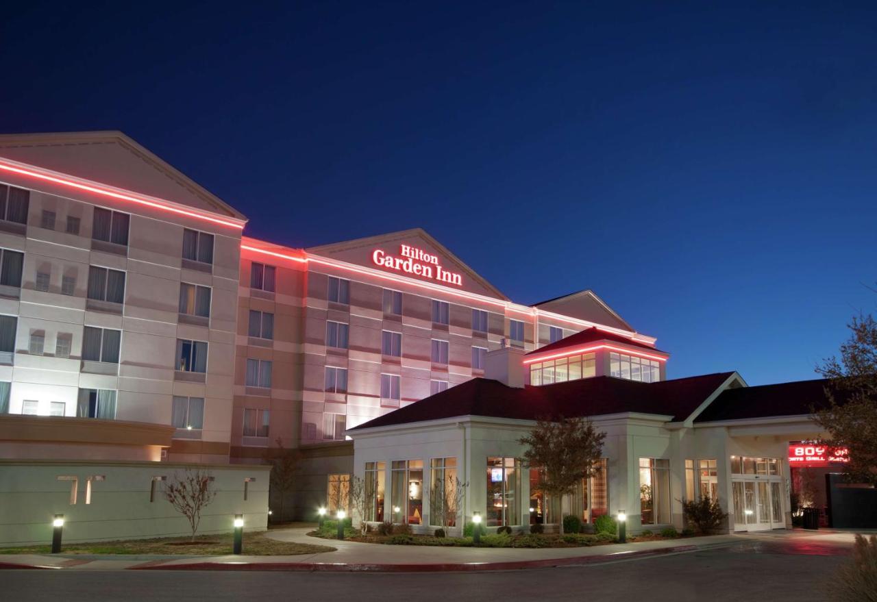 Hilton Garden Inn Oklahoma City Midtown Bagian luar foto