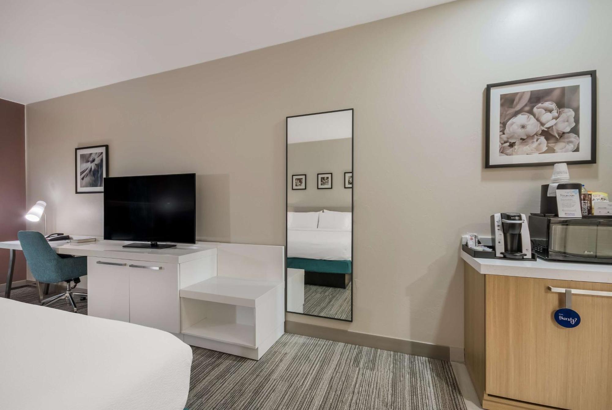 Hilton Garden Inn Oklahoma City Midtown Bagian luar foto