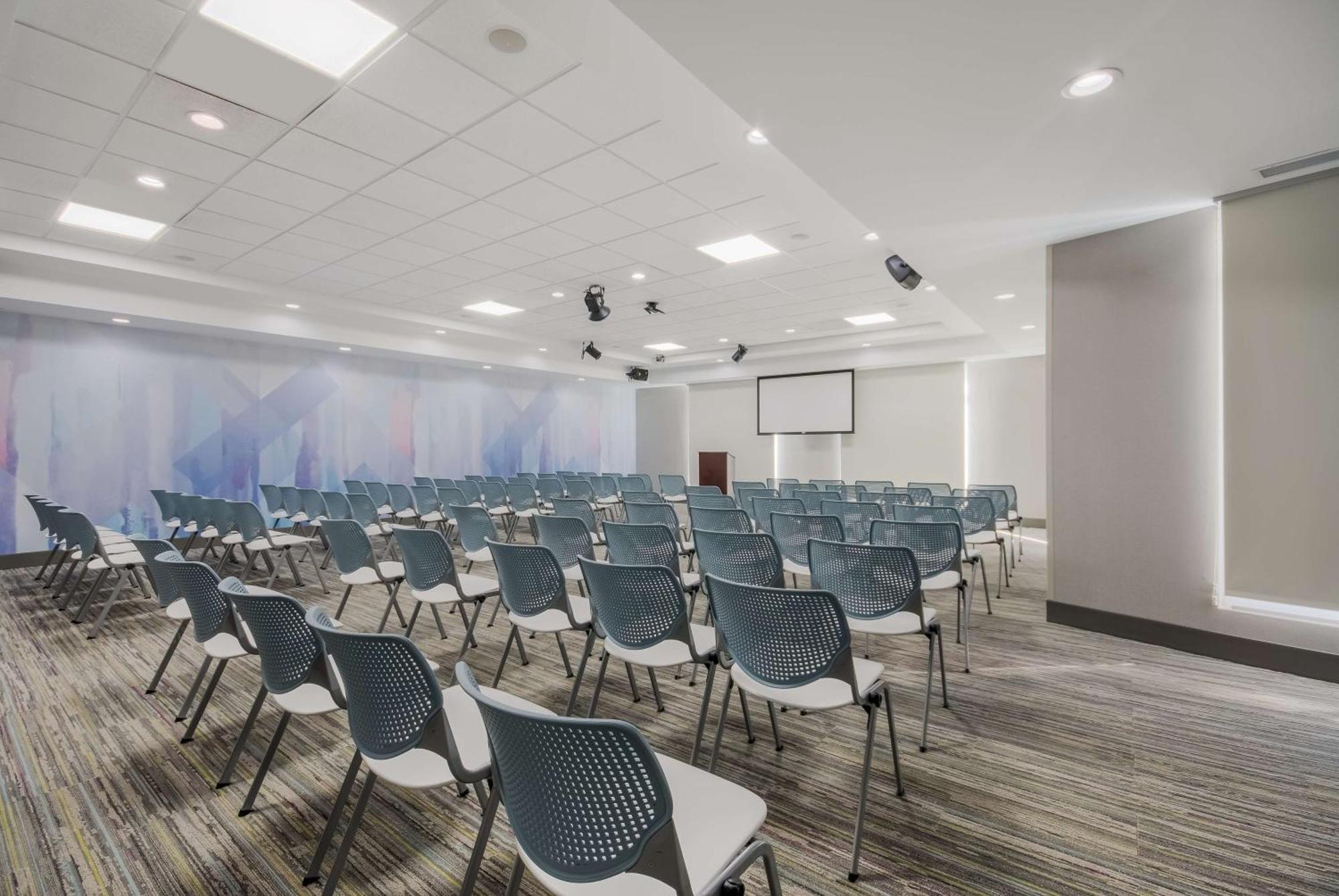Hilton Garden Inn Oklahoma City Midtown Bagian luar foto