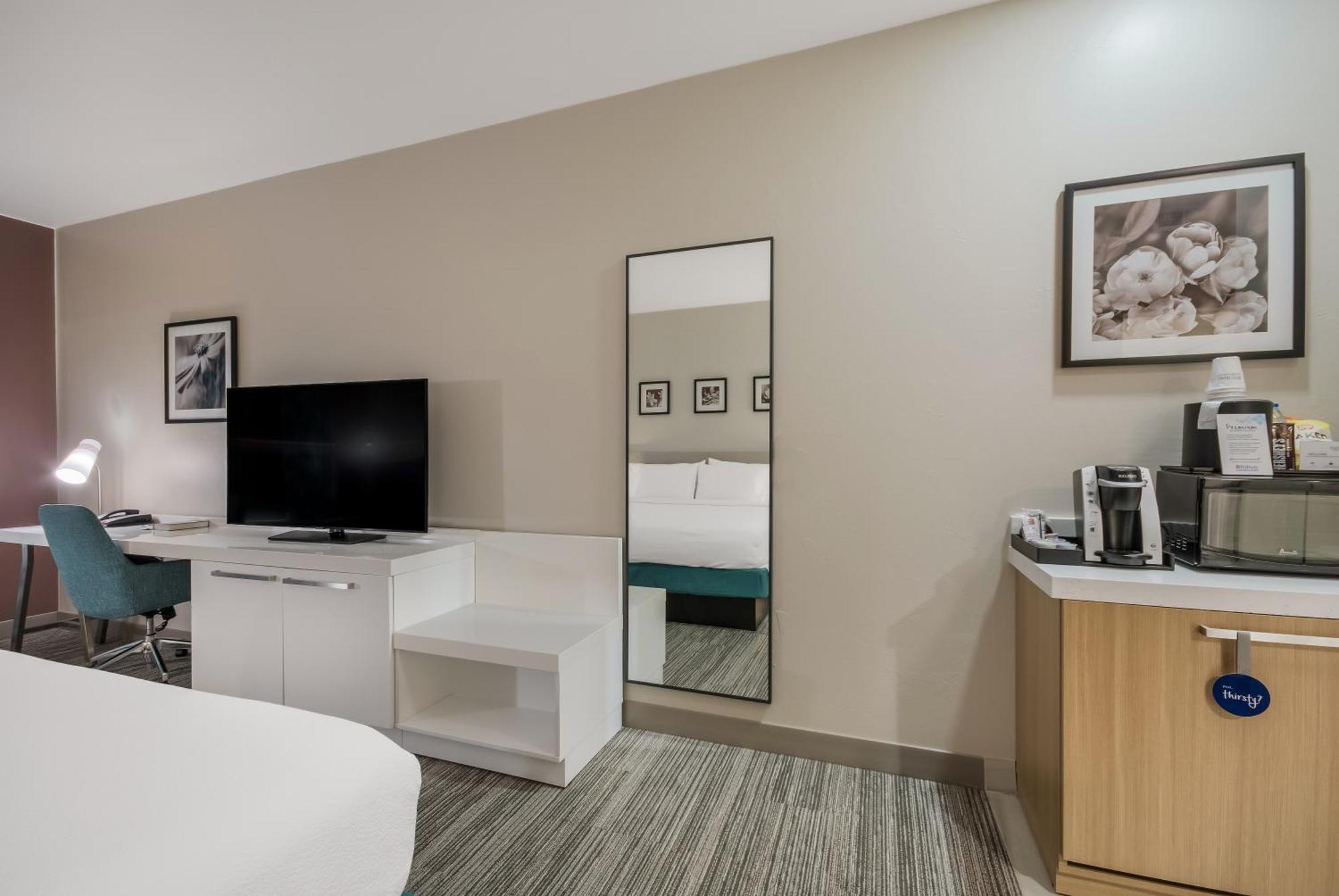 Hilton Garden Inn Oklahoma City Midtown Bagian luar foto